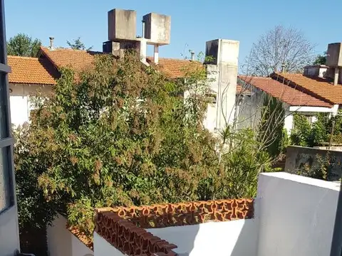 VENDO APTA CREDITO. CASA EN BANCO PROVINCIA