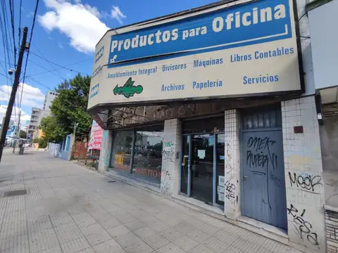ALQUILER LOTE   LOCAL OFICINA 1000m2 en RAMOS MEJIA CENTRO ZONA COMERCIAL