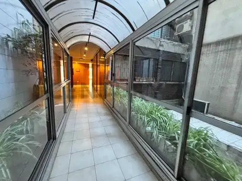 Hipolito Yrigoyen 1500, Piso 0