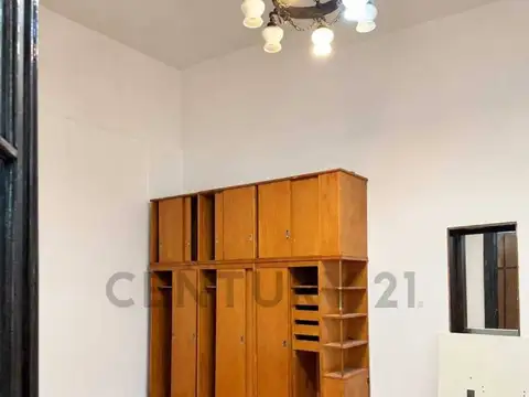 ¡Excelente PH de 4 Ambientes en Alquiler en Caballito!
