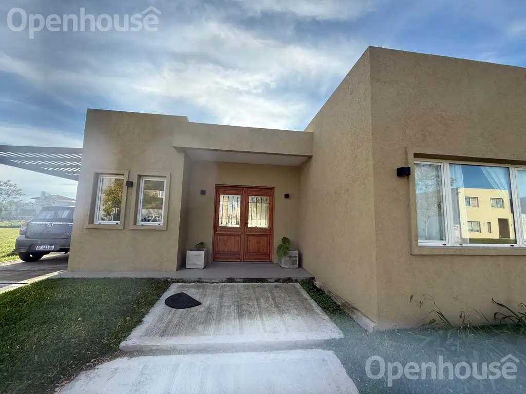 Casa - 100  m² Cubierta | 3 dormitorios | A Estrenar | 2 baños | 4 ambientes | 2 cocheras