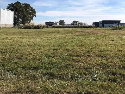 Terreno en Venta 90  mts Frente