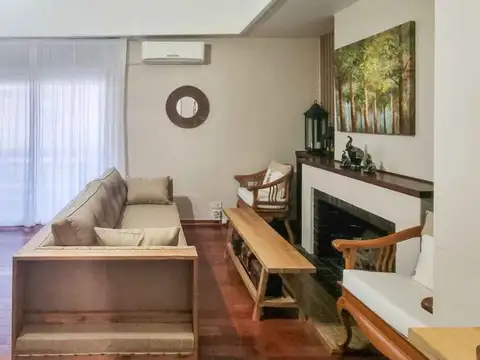 Depto Tipo Casa en Venta de 4 ambientes