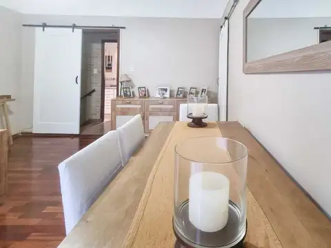 Depto Tipo Casa 4 ambientes con 2 baños