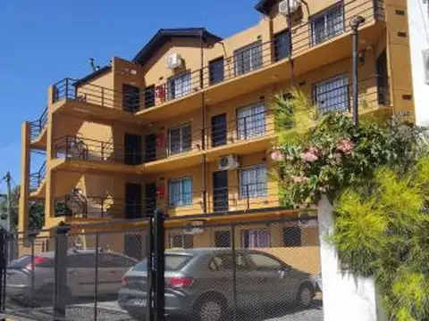 ¡Tu Primer Hogar Soñado! Monoambiente con Altura y Potencial en Morón, Barrio Tranquilo. APTO CREDITO