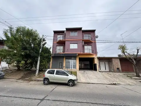 Departamento de 2 ambientes con cochera