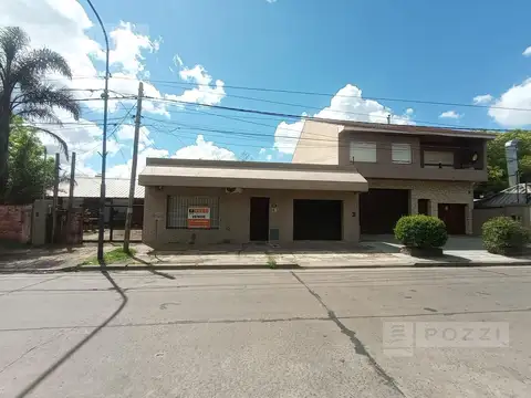 Inmueble en venta frente a la plaza de Pacheco - Tigre - POZZI INMO