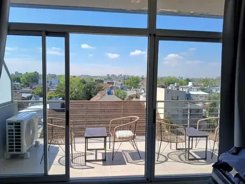 Gran Monoambiente en Venta con balcon y cochera en Tigre acceso Ramal Tigre