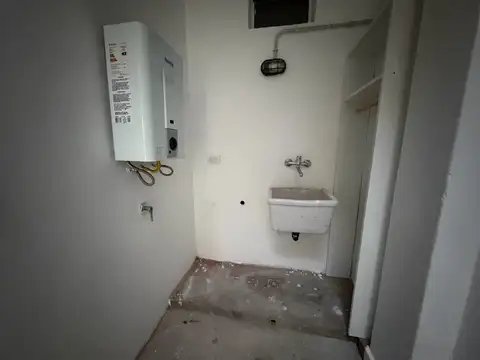 Depto Tipo Casa en Alquiler 40 años