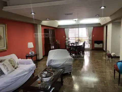 Casa - Venta - Argentina, Capital Federal - SALADILLO 1435