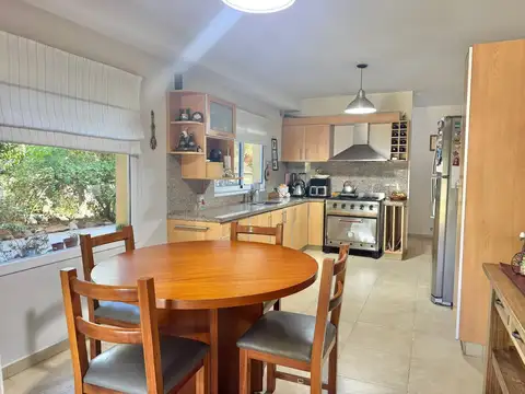 Venta Casa Apta Crédito Santa Catalina 4 Dorm.