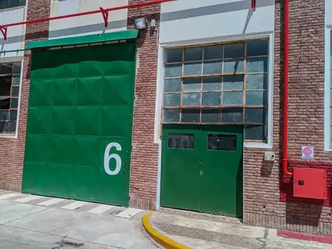 Alquiler - Depósito - 1400 m2 - Bernal