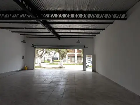 Local en Alquiler en Marcos Paz, $ 1.800.000
