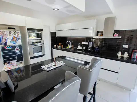 Casa en Venta de 4 dormitorios