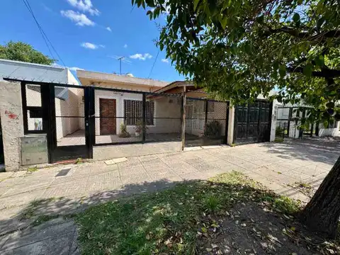 Casa 4 Amb En Venta Merlo Norte 4 Cuadras de la Estación