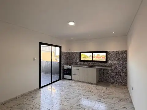 Inclán 3100, Piso 2