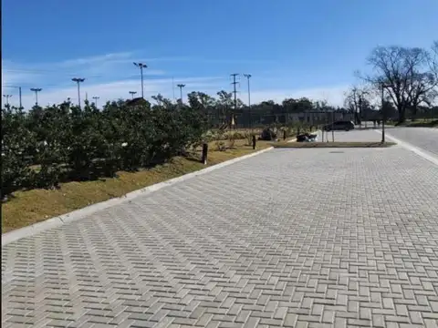 Terreno en Venta en Los Cardos, USD 175.000