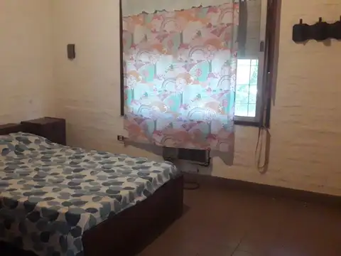 El Ranchito de Empedrado, casa de 2 dormitorios y parquecito