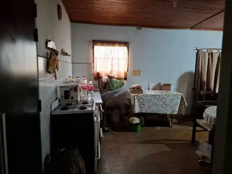 Depto Tipo Casa en Venta en Villa Elvira, USD 30.000