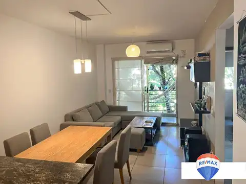 Venta 2 ambientes con balcón Villa Santa Rita