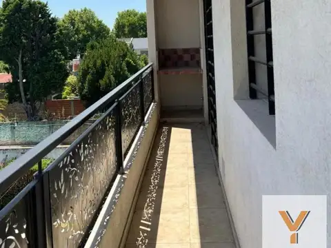 Depto Tipo Casa en Venta de 5 ambientes