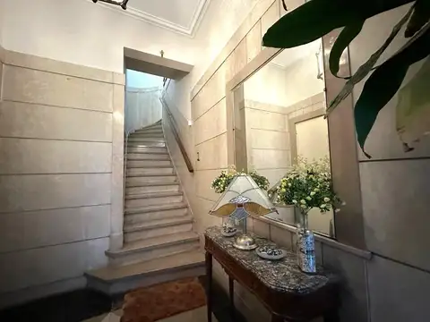 Depto Tipo Casa en Venta con 1 cocheras