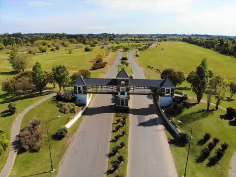 Terreno en Venta en Pilar del Este - Santa Lucia, USD 50.000