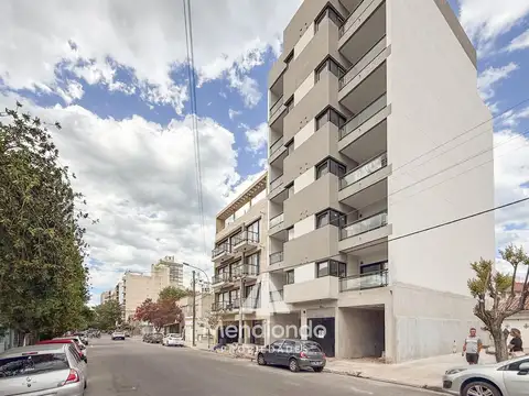 Departamento 4 ambientes con 3 baños