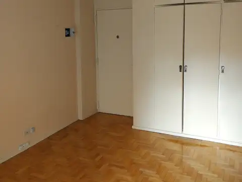 Departamento en Alquiler en Belgrano Chico, $ 450.000
