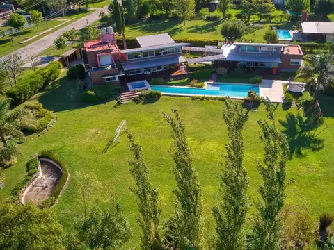 Casa en Venta de 4 dormitorios