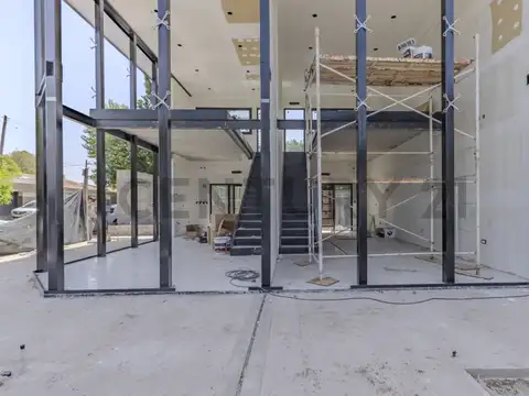 Local en Venta en Manuel B Gonnet, USD 105.000