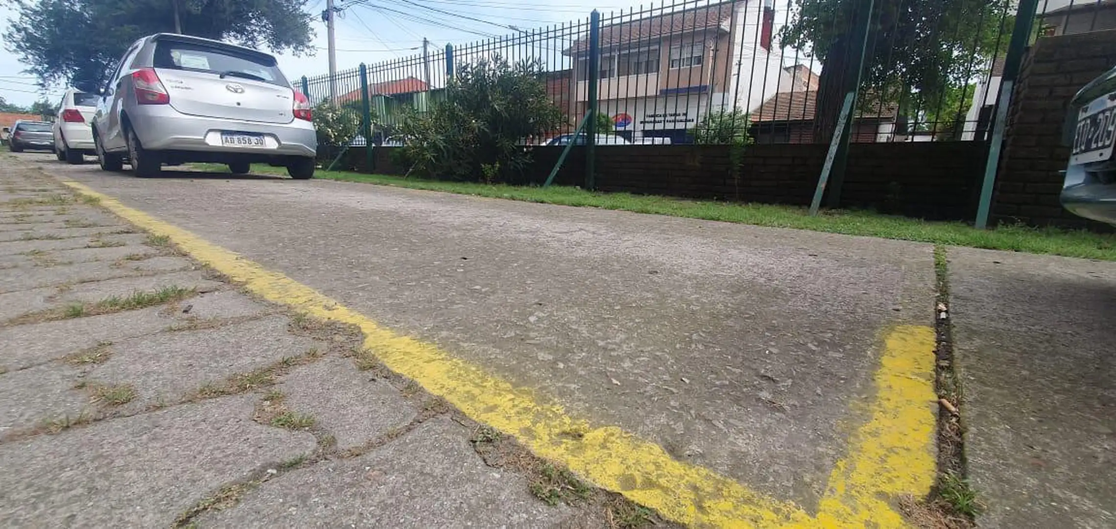 Venta Permuta Departamento 4 Ambientes Impecable Cochera