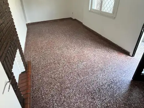 Depto Tipo Casa en Venta en Villa Ballester, USD 41.500