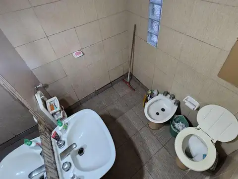 Departamento en Pasillo de 2 Dormitorios con Terrazas, Parrillero y Lavadero – Zona Parque Independe