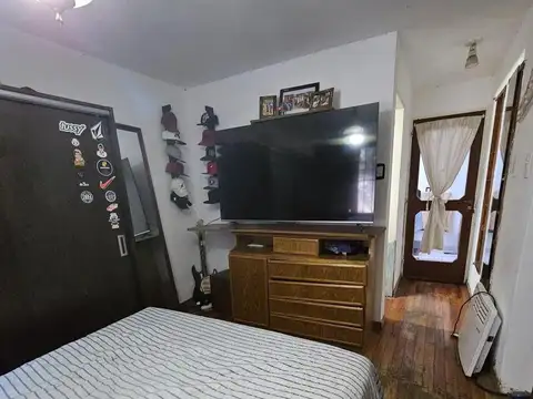 Departamento 6 ambientes con 1 baño