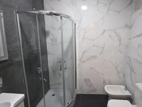Depto Tipo Casa 4 ambientes con 2 baños