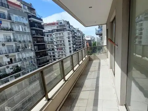 Av Pueyrredon al 800