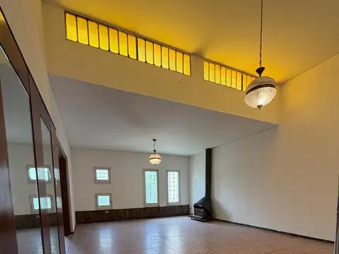 CASA APTA CRÉDITO EN BARRIO SANTA ANA GUAYMALLÉN