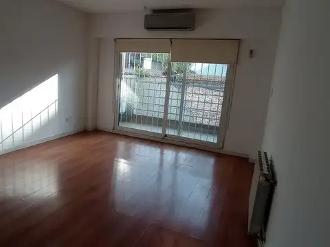 Departamento en Venta en Flores, USD 120.000