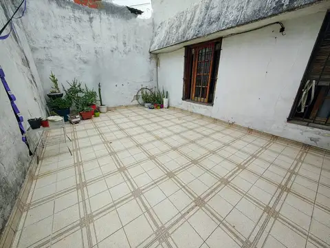 VENTA CASA 8 AMBIENTES EN LOMAS DEL MIRADOR