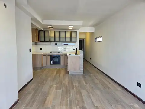 Manuela Pedraza 6000, Piso 3