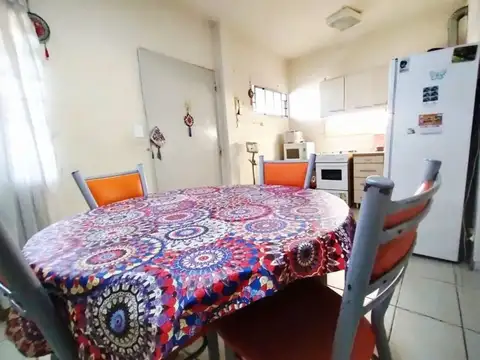 DEPARTAMENTO 3 AMBIENTES CON COCHERA