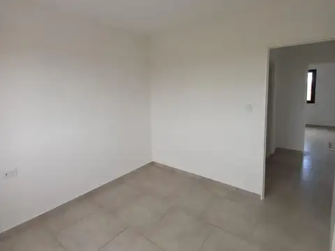 DUPLEX EN VENTA  DE 3 DORMITORIOS EN CUESTAS DE MANANTIALES