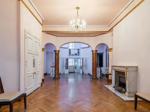 Departamento 10 ambientes con 4 baños