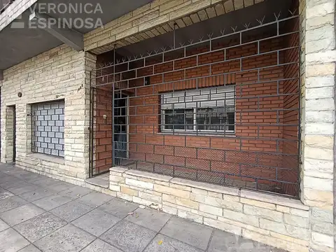 Depto Tipo Casa en Venta 50 años