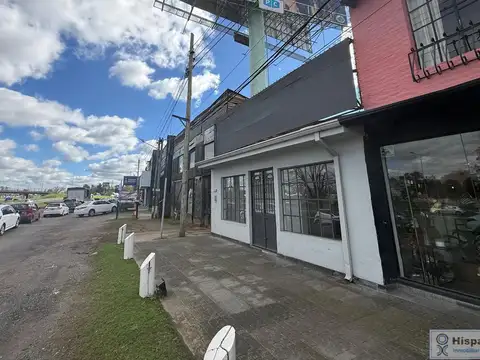 Excelente local/oficina en alquiler sobre Colectora Este, Ramal Pilar, Del Viso.