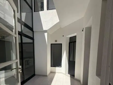 PH 4 Ambientes - a Nuevo - Contrafrente – Patio – Terraza - 120 m.