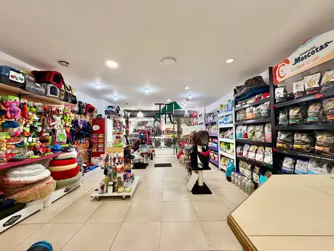 VETERINARIA TOTALMENTE EQUIPADA FUNCIONANDO IMPECABLE
