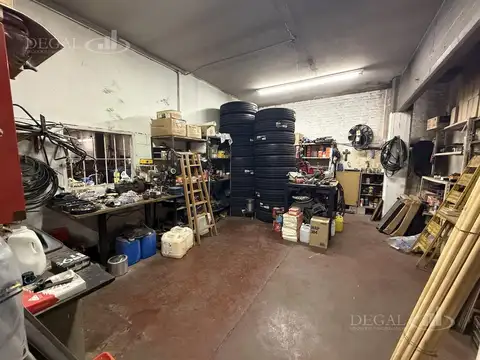 Av. 27 de Febrero al 5600