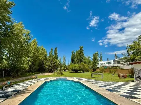 Casa en Venta en San Francisco Del Monte, USD 550.000